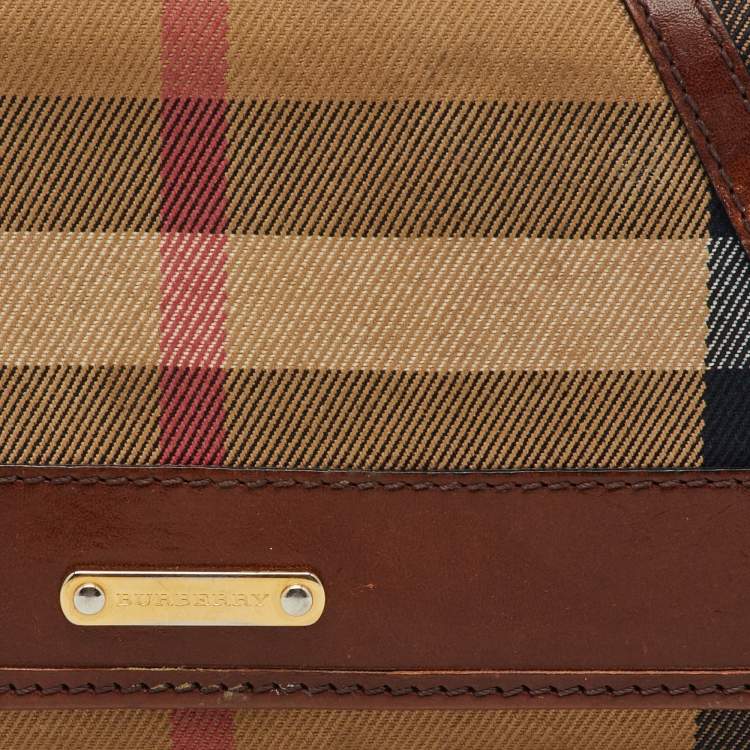 Pre Owned Burberry Brown/Beige Fabric and Leather Leighton Continental Wallet           