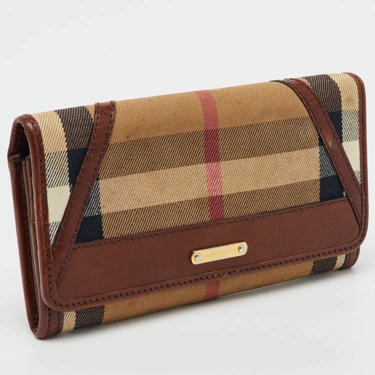 Pre Owned Burberry Brown/Beige Fabric and Leather Leighton Continental Wallet           