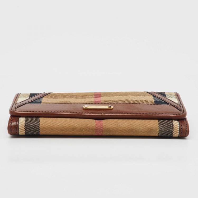Pre Owned Burberry Brown/Beige Fabric and Leather Leighton Continental Wallet           