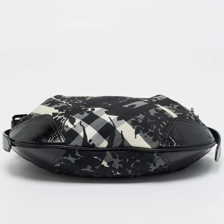 Pre Owned Burberry Black Floral Beatcheck Nylon and Patent Leather Small Foley Hobo