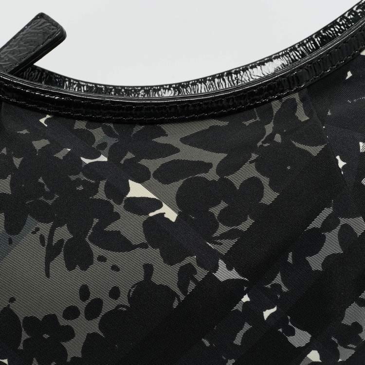 Pre Owned Burberry Black Floral Beatcheck Nylon and Patent Leather Small Foley Hobo