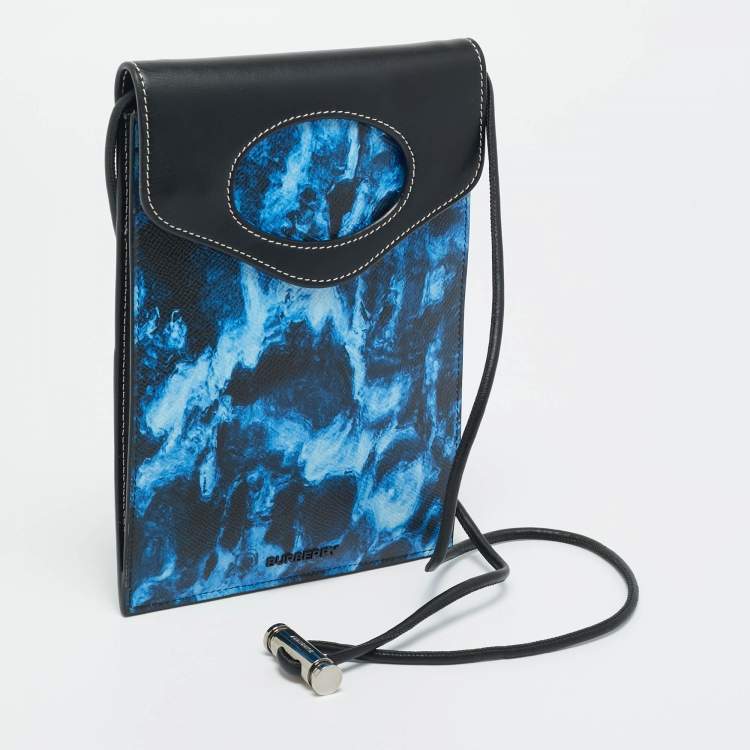 Pre Owned Burberry Blue/Black Water Camo Print Leather Pocket Phone Pouch Crossbody Bag