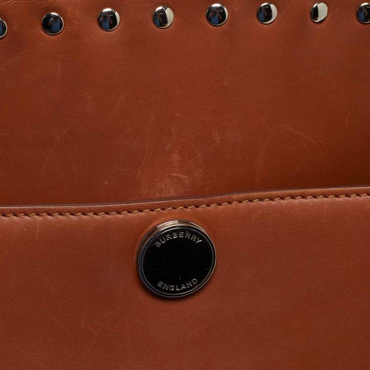 Pre Owned حقيبة بربري مجتمع بمقبض علوي جلد بني مع مسامير