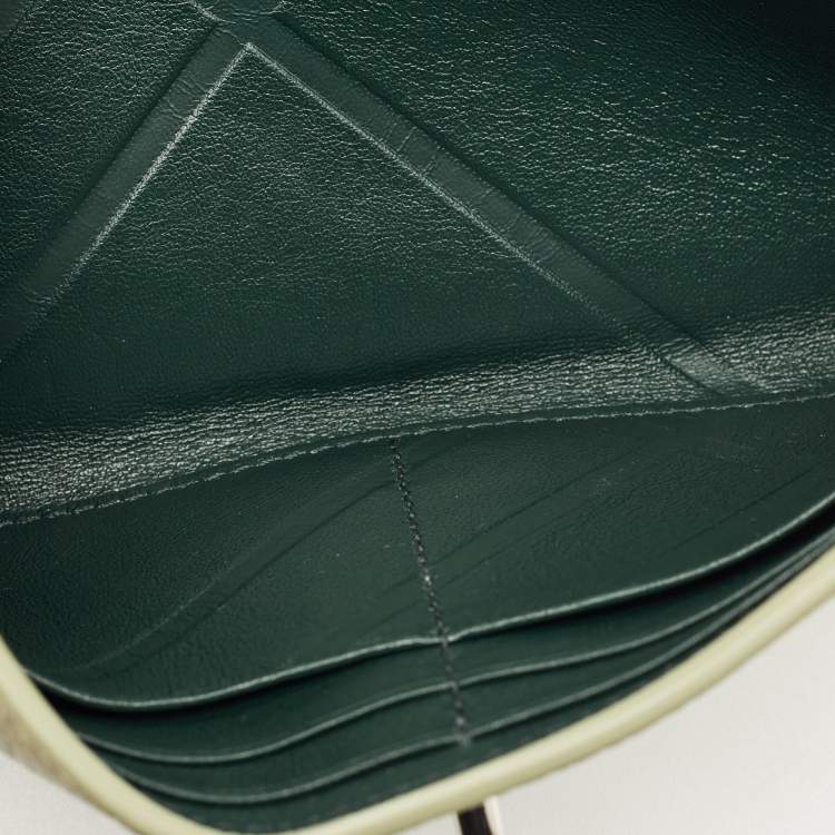 Pre Owned Burberry Oliver Green Leather Rocking Horse Wallet On Chain