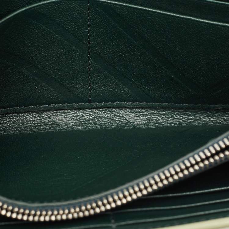 Pre Owned Burberry Oliver Green Leather Rocking Horse Wallet On Chain
