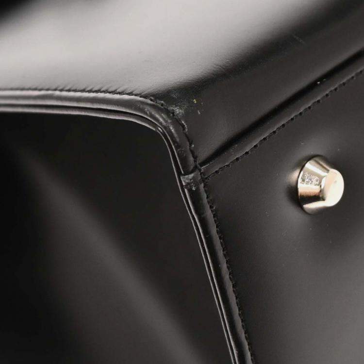 Pre Owned Burberry Black Leather Handbag