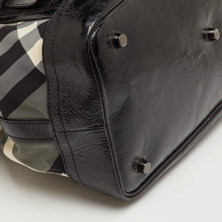 Pre Owned Burberry Black/Grey Beat Check Nylon and Patent Leather Medium Lowry Tote