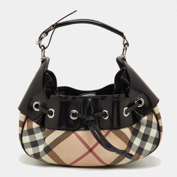مملوكة مسبقًا Burberry Beige/Black Nova Check PVC and Patent Leather Warrior Hobo
