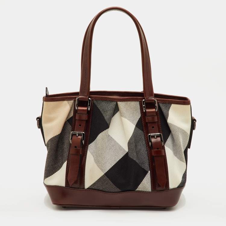 مملوكة مسبقًا Burberry Lowry Brown/Beige Mega Check Canvas and Leather Tote