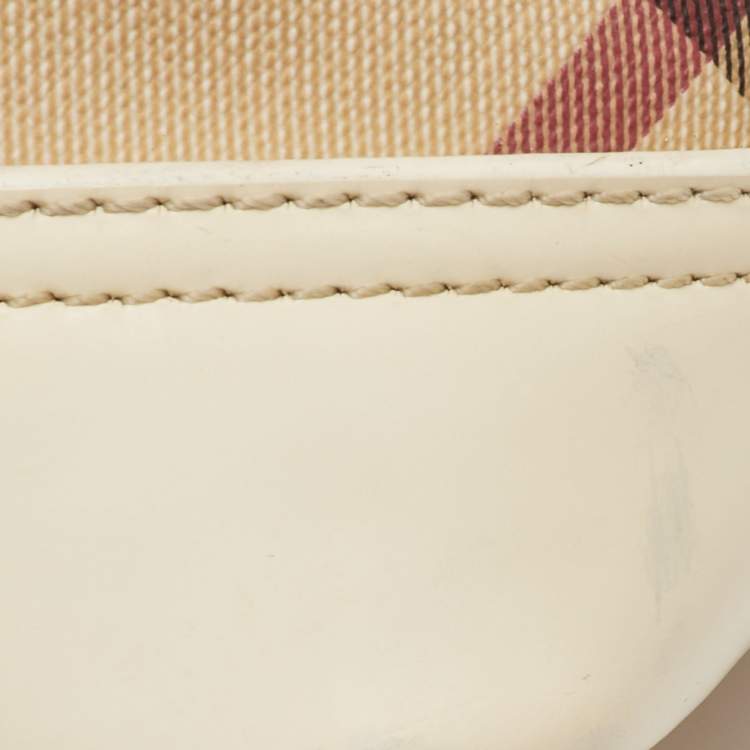 Pre Owned Burberry Eden Beige/White Nova Check PVC and Patent Leather Tote