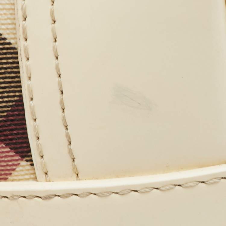 Pre Owned Burberry Eden Beige/White Nova Check PVC and Patent Leather Tote