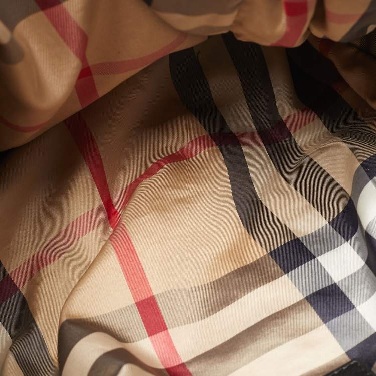 مملوكة مسبقًا Burberry Buckleigh Navy Blue/Black Leather and Nylon Tote