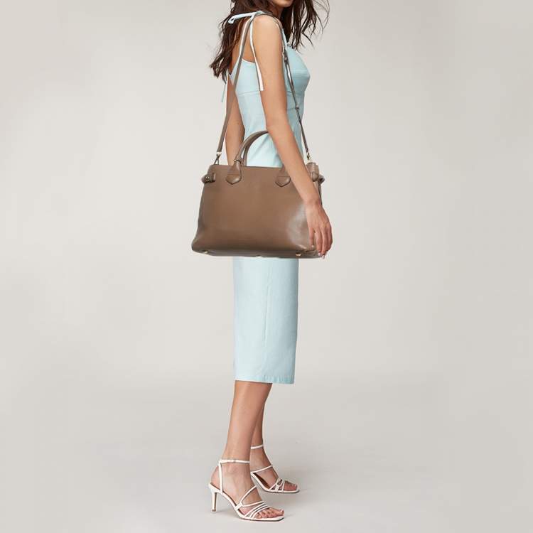 Pre Owned Burberry Banner Medium Beige House Check Canvas and Leather Tote