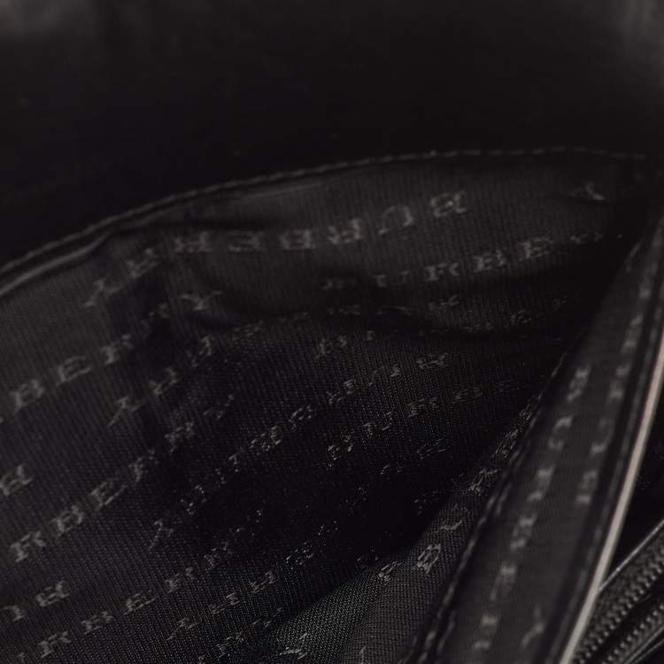 مملوكة مسبقًا Burberry Beige/Black Nova Check PVC and Patent Leather Flap Continental Wallet