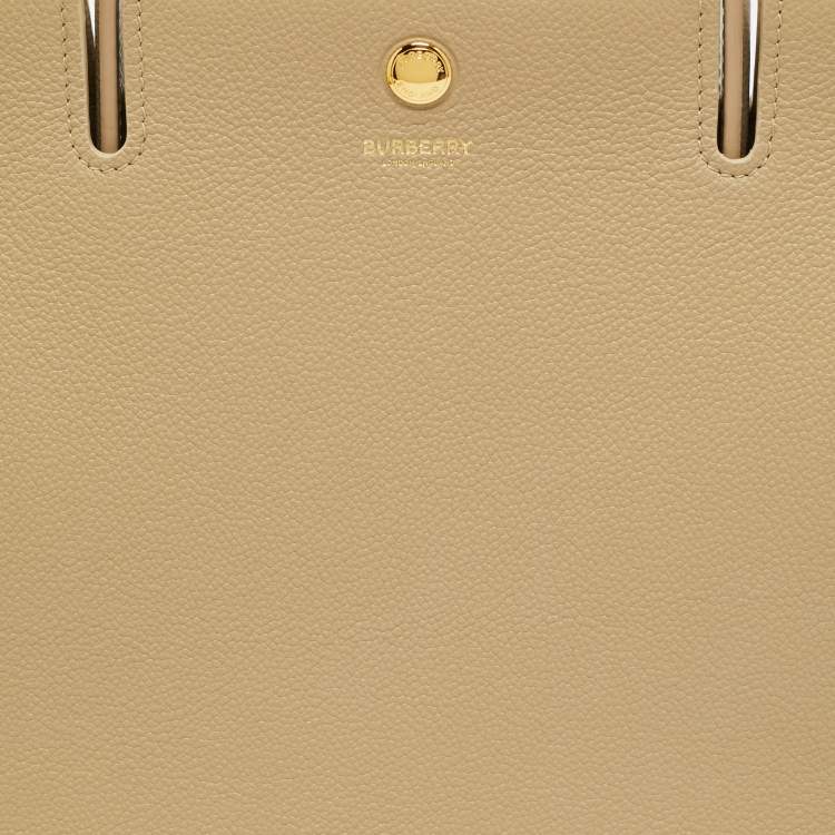 مملوكة مسبقًا Burberry Title Beige Leather Tote