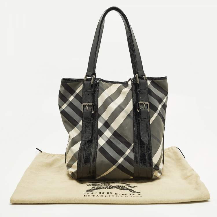 Pre Owned Burberry Black/Grey Beat Check Nylon and Patent Leather Tote