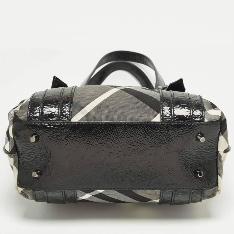 Pre Owned Burberry Black/Grey Beat Check Nylon and Patent Leather Tote