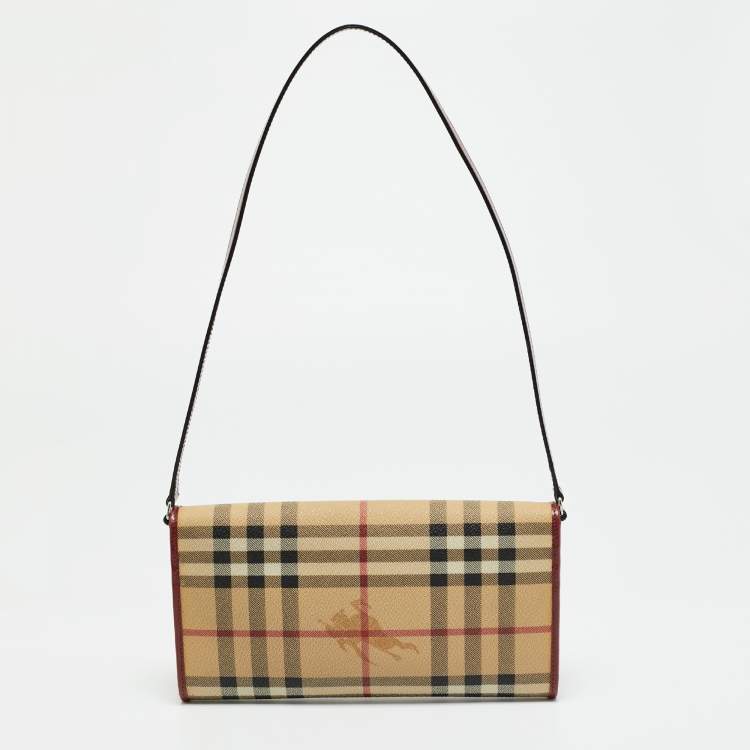 مملوكة مسبقًا Burberry Red/Beige Haymarket Coated Canvas and Leather Clutch Bag