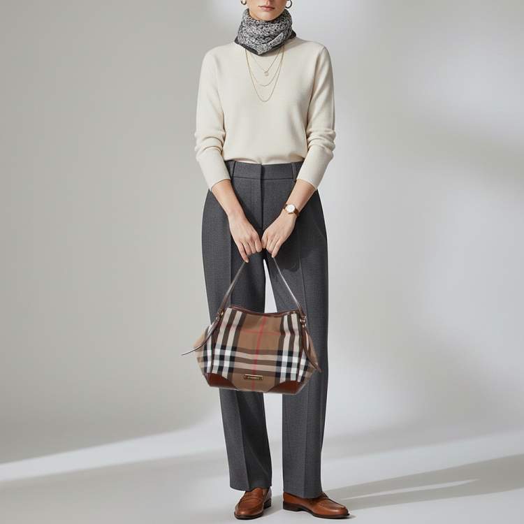 Pre Owned Burberry Canterbury Small Beige/Brown House Check Canvas and Leather Tote