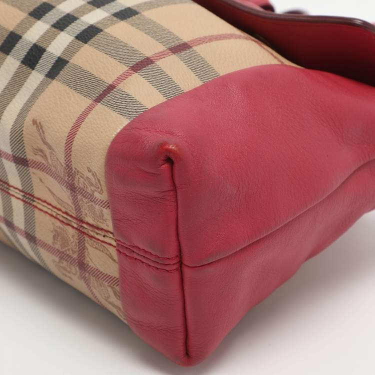 مملوكة مسبقًا Burberry Beige/Pink Haymarket Check PVC and Leather Shoulder Bag