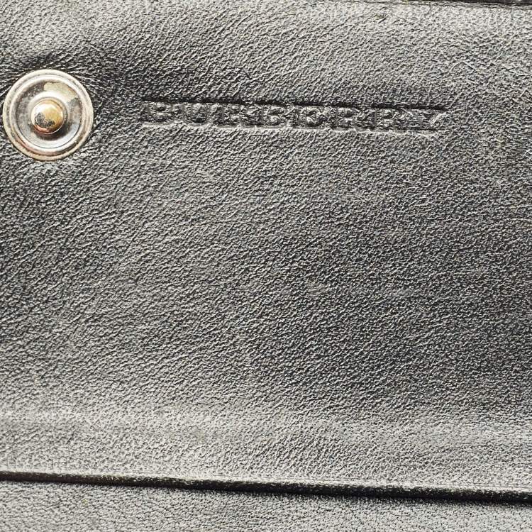 مملوكة مسبقًا Burberry Black Smoke Check Nylon and Patent Leather Flap Continental Wallet