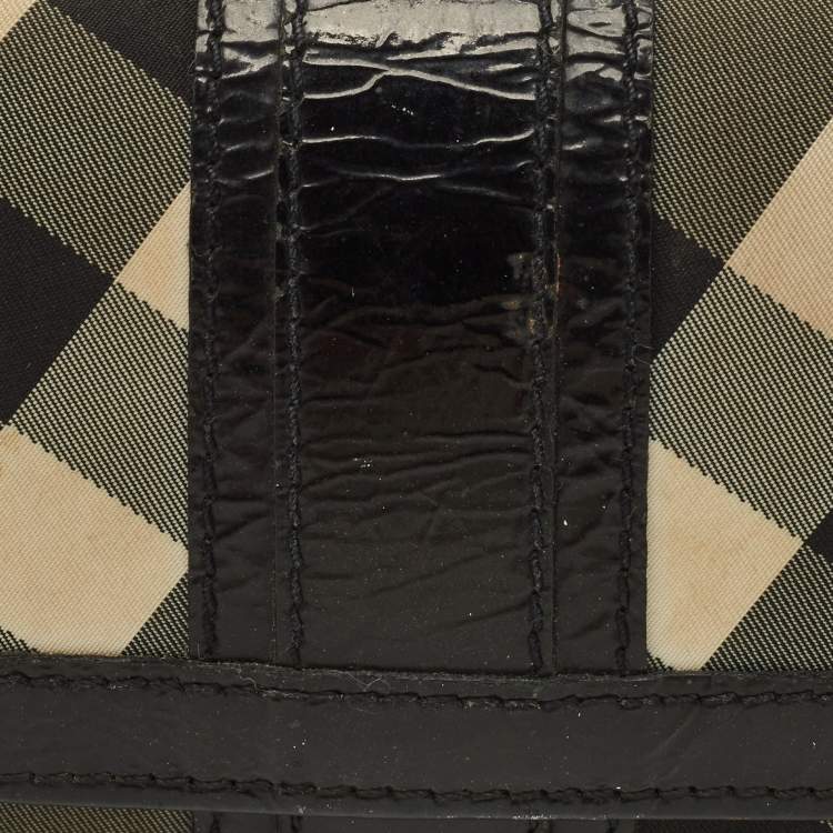مملوكة مسبقًا Burberry Black Smoke Check Nylon and Patent Leather Flap Continental Wallet