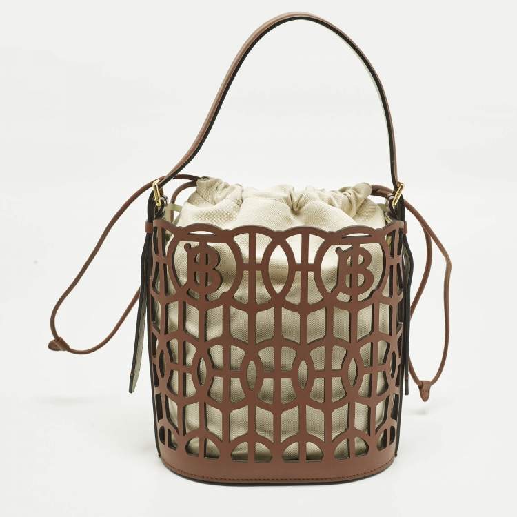 مملوكة مسبقًا Burberry Brown Laser Cut Leather Bucket Bag