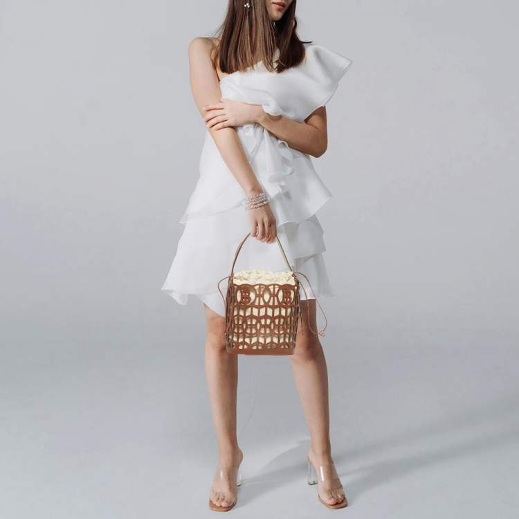 مملوكة مسبقًا Burberry Brown Laser Cut Leather Bucket Bag