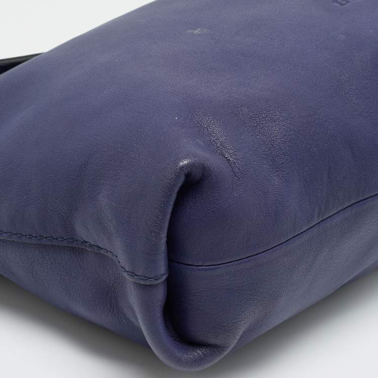 Pre Owned Burberry Dalston Navy Blue Leather Shoulder Bag