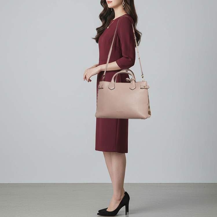 Pre Owned Burberry Banner Medium Pink/Beige Leather and House Check Fabric Tote