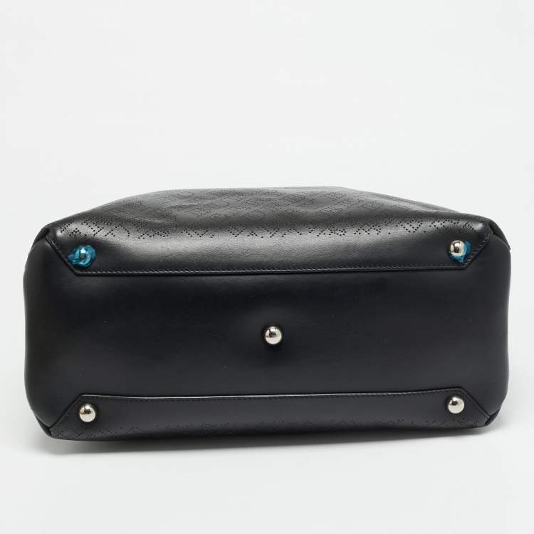 مملوكة مسبقًا Burberry Banner Medium Black Perforated Leather Tote