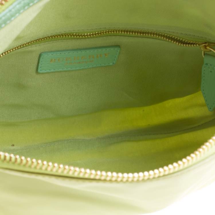 Pre Owned Burberry Apple Green PVC Petal in Flowers Clutch