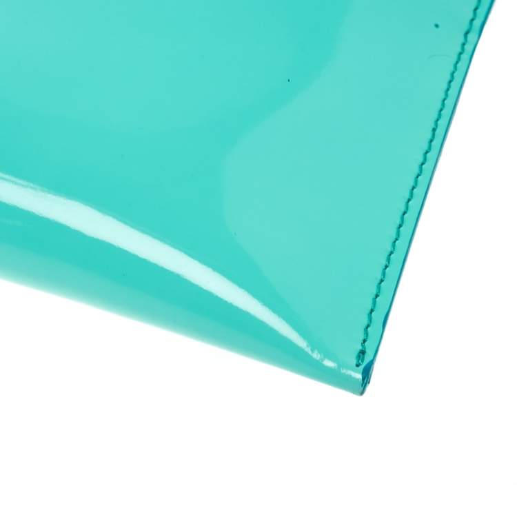Pre Owned Burberry Mint Green Patent Leather Parmoor Clutch