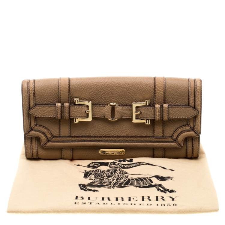 Pre Owned Burberry Beige Leather Buckle Fold Over Clutch