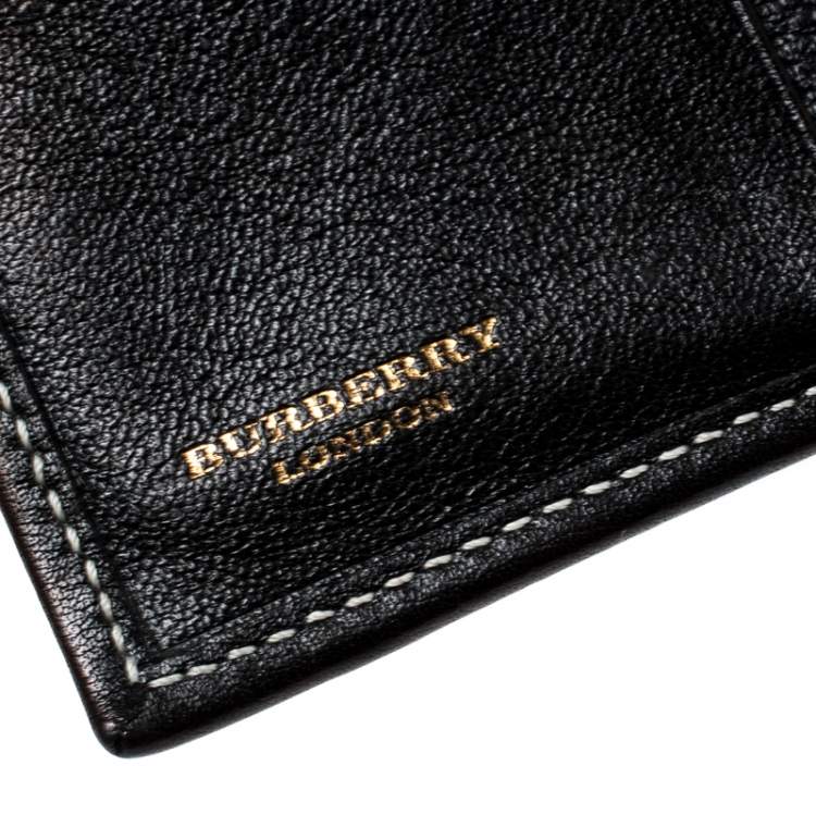 Pre Owned Burberry Metallic Black Leather Bifold Wallet