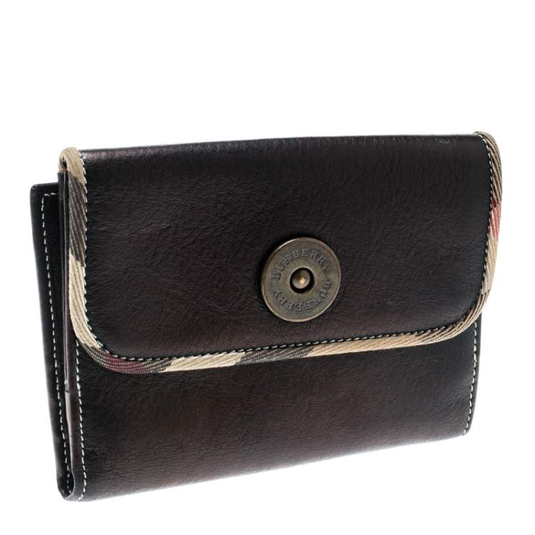 Pre Owned Burberry Metallic Black Leather Bifold Wallet