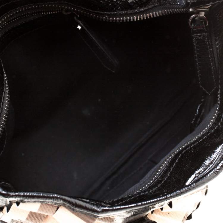 Pre Owned Burberry Black/Beige Nova Check PVC and Patent Leather Cartridge Pleat Tote