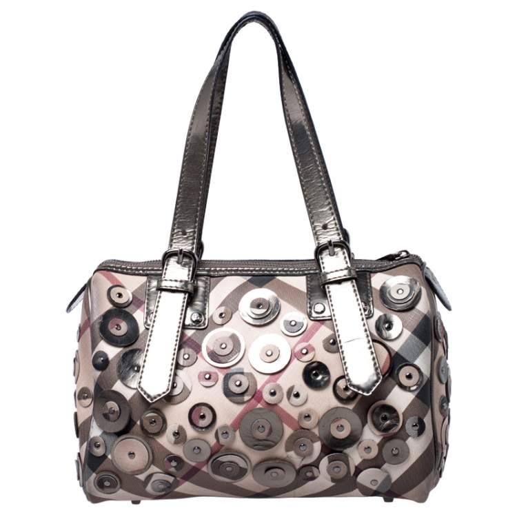 مملوكة مسبقًا Burberry Beige/Metallic Nova Check Coated Canvas and Patent Leather Applique Bag