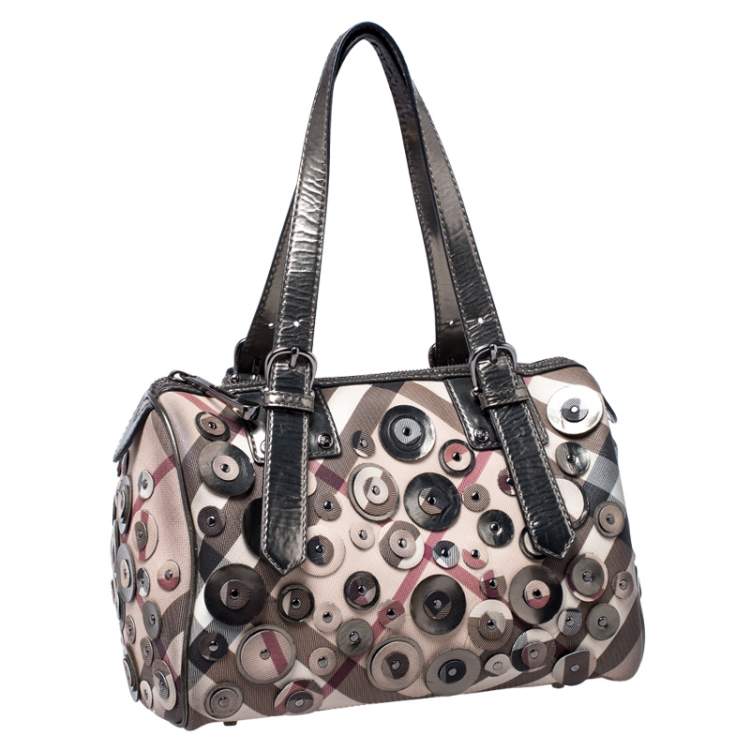 مملوكة مسبقًا Burberry Beige/Metallic Nova Check Coated Canvas and Patent Leather Applique Bag