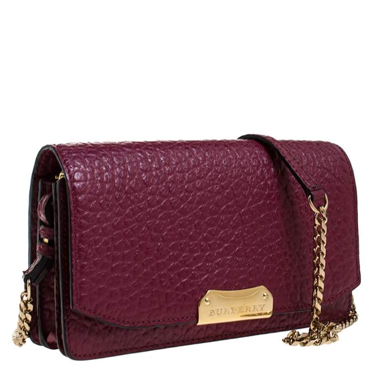 Pre Owned Burberry Burgundy Grained Leather Wallet On Chain