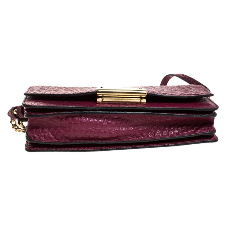 Pre Owned Burberry Burgundy Grained Leather Wallet On Chain