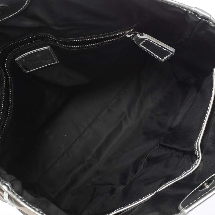 مملوكة مسبقًا Burberry Silver/Beat Check Nylon and Patent Leather Victoria Tote