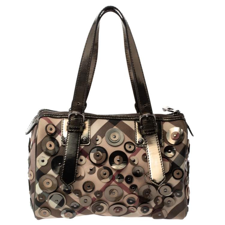 مملوكة مسبقًا Burberry Beige/Metallic Nova Check PVC and Patent Leather Chester Studded Boston Bag
