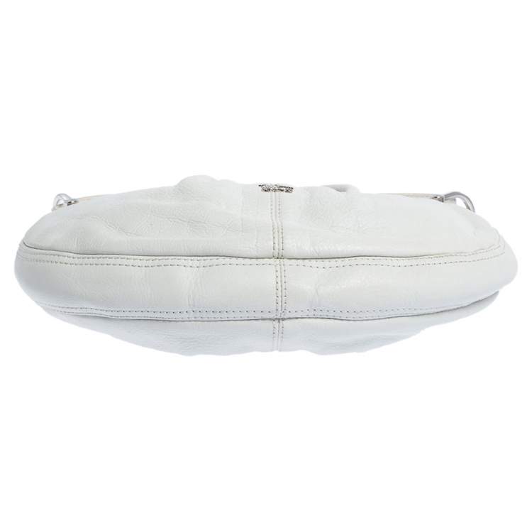 Pre Owned Burberry White Leather Small Malika Hobo