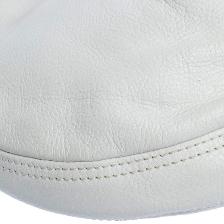Pre Owned Burberry White Leather Small Malika Hobo