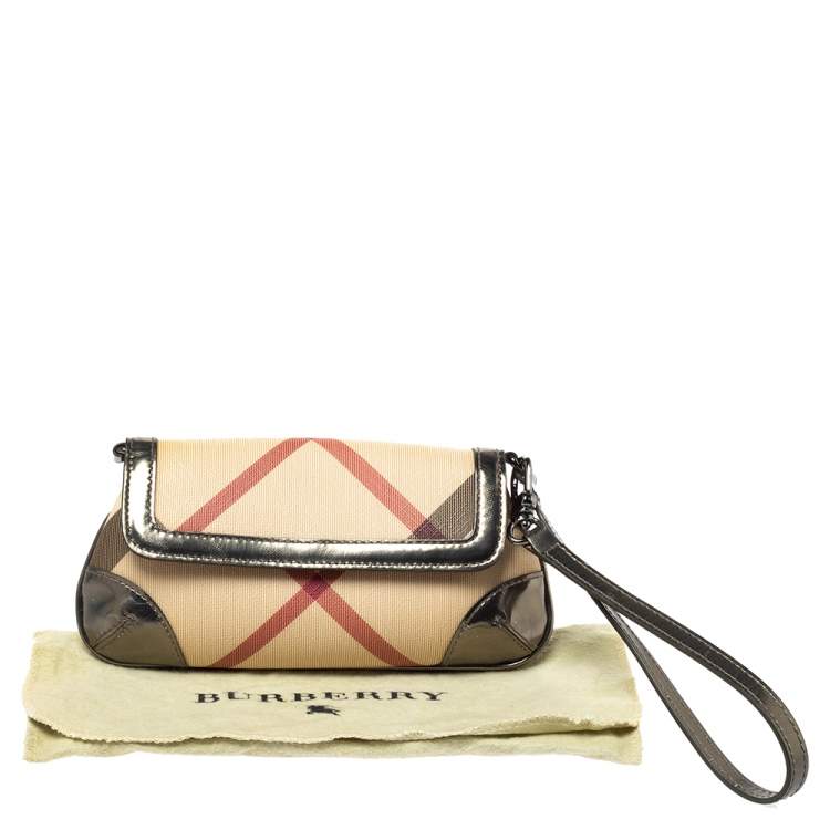 Pre Owned Burberry Beige/Metallic Nova Check PVC and Patent Leather Wristlet Clutch