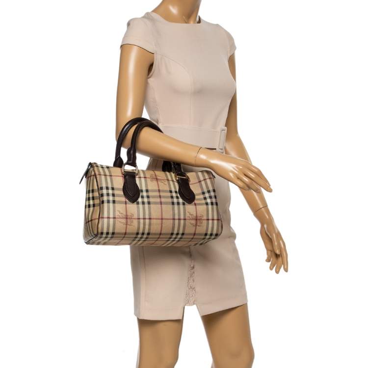 Pre Owned Burberry Beige/Brown Haymarket Check PVC and Leather Boston Bag