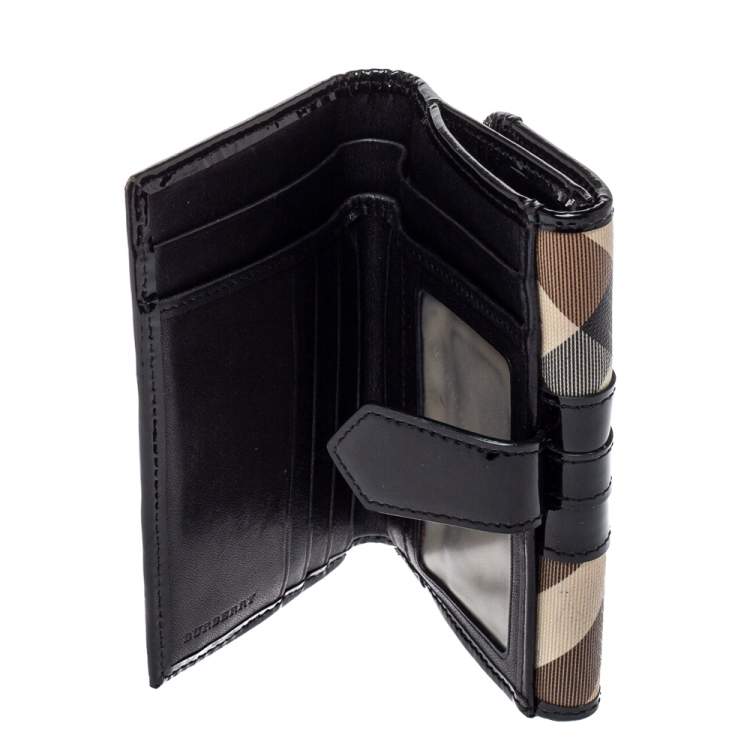 Pre Owned Burberry Black/Beige PVC and Patent Leather Penrose Compact Wallet