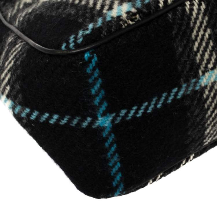 Pre Owned Burberry Black Classic Check Wool and Croc Embossed Leather Vintage Flap Tp Handle Bag