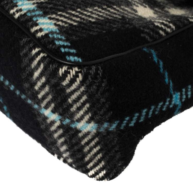 Pre Owned Burberry Black Classic Check Wool and Croc Embossed Leather Vintage Flap Tp Handle Bag
